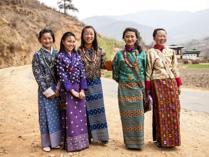 ブータンの女の子たち